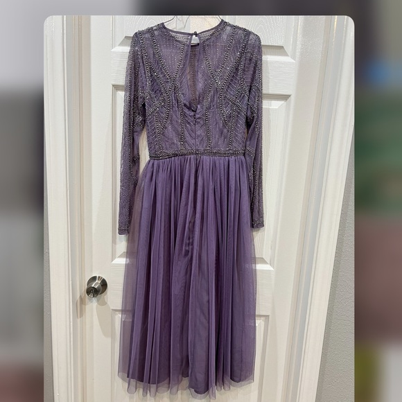 ASOS DESIGN embellished bodice midi dress with tulle skirt in Purple - Picture 3 of 7